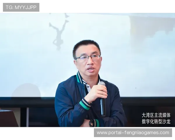 老将阿什利·扬解说席点评,退役后转型媒体